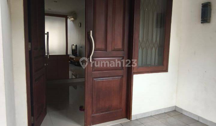 Dijual Cepat Rumah Semi Furnish di The Springs Gading Serpong 2