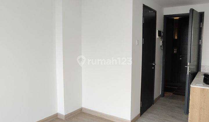 Dijual Rugi Apartment Type Studio di Collins Boulevard Gading Serpong 2