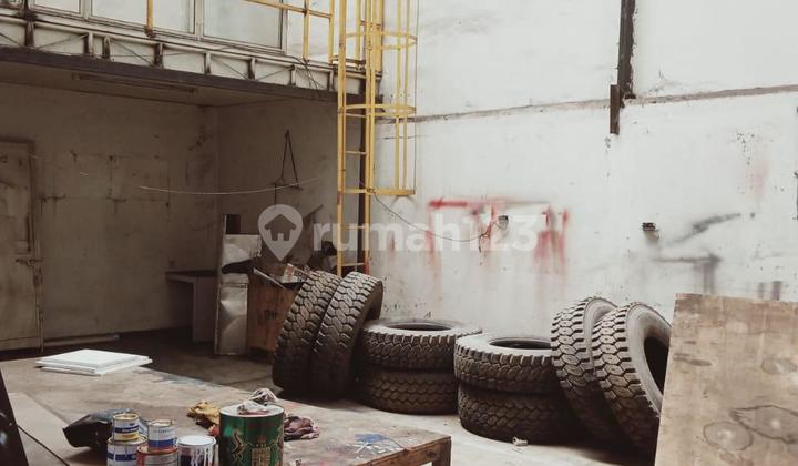 Quick Sale Warehouse in Taman Tekno BSD Quick Sale Warehouse in Taman Tekno BSD