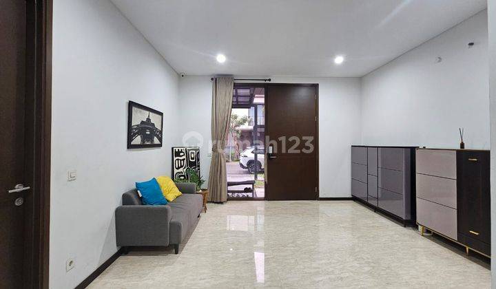  TERMURAH Rumah Furnished di Cluster Kimora The Zora BSD  2