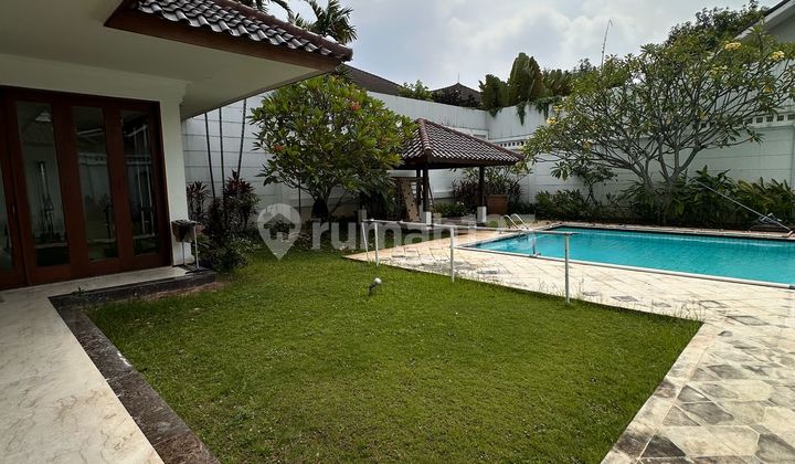 Dijual Villa Mewah Di Pejaten Dengan Private Pool
