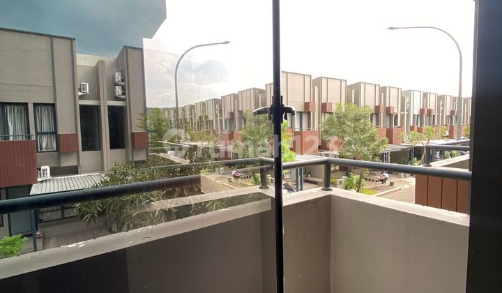 Dijual Rumah Siap Huni Semi Furnish di Tabebuya Invensihaus