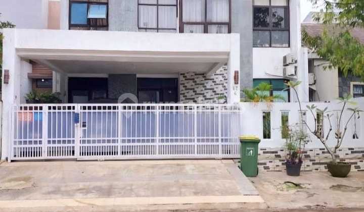 Dijual Cepat Rumah di Kencana Loka BSD