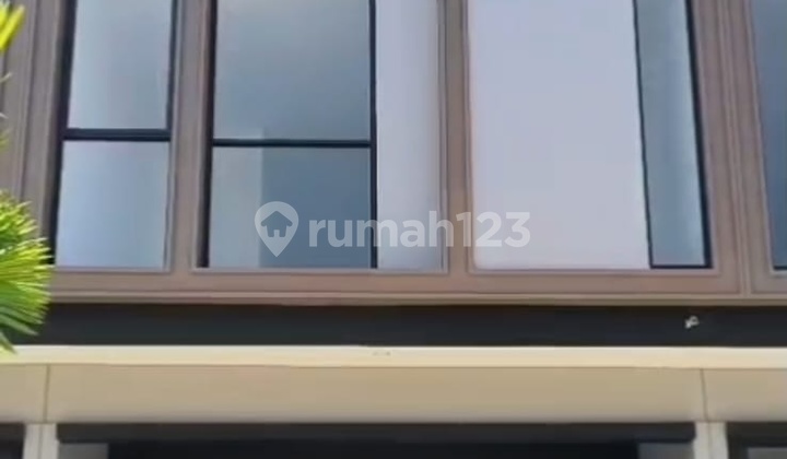 For Sale or Lease New Shophouse at Park Hive @Crest, Park Serpong