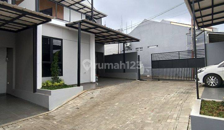 Jual Rumah Mewah Minimalis Ada Rooftop Nya 2