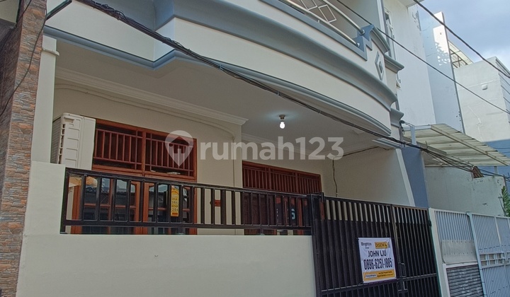 Rumah Tanjung Duren Aman Nyaman Bebas Banjir 1