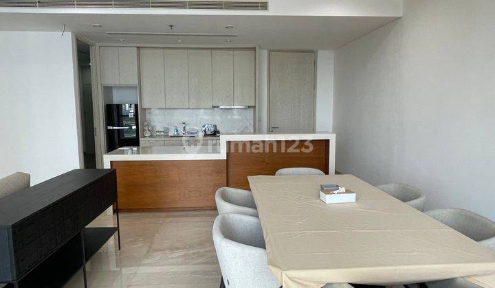 Disewakan Apartemen Izzara Cilandak 3BR Privat Lift Fully Furnishd  2