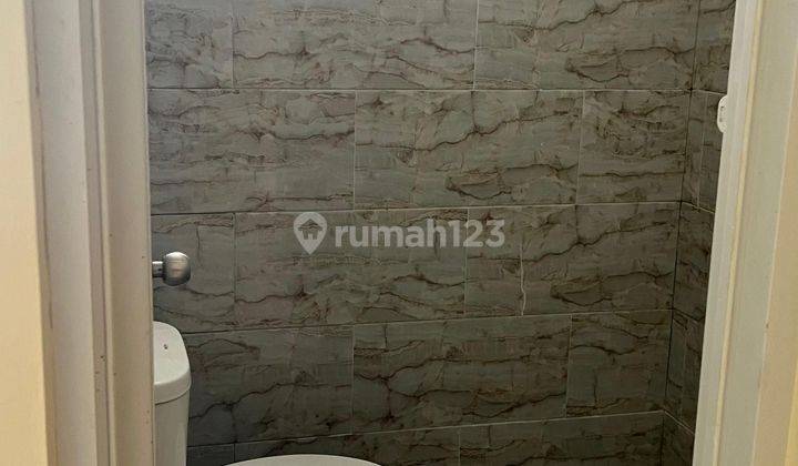 Dijual Rumah Hook Taman Royal 2