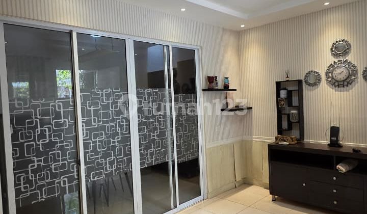 Jual Murah Siap Huni Lokasi Dekat Tempat Ibadah View Danau Strategis Aman Nyaman Bersih Vanya Park BSD