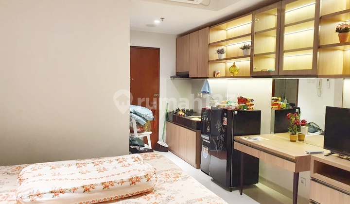 Roseville Studio Fully Furnished Neat Clean Ready to Live Comfortable City Center Location 2