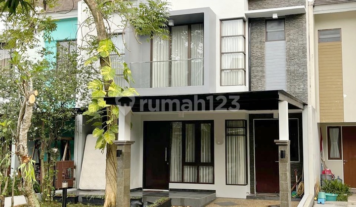 Fully Renovated House with Premium Materials, Ready to Live In, Luxury Cluster, City Center, Flood-Free, One-Gate System, Freehold Title, BSD. 2