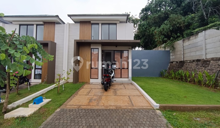 Ready-to-Occupy New House Near Cisauk Station, Intermodal Market, Close to Toll Gate, Safe, Comfortable, Flood-Free, 24-Hour Security, Citra Garden Serpong