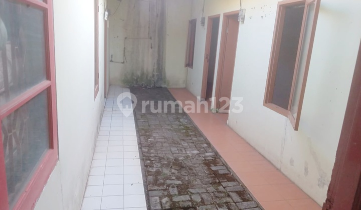 Rumah Eks. Kost-kostan Cocok Untuk Bisnis Kost Lokasi Strategis Bebas Banjir Shm Bsd 2