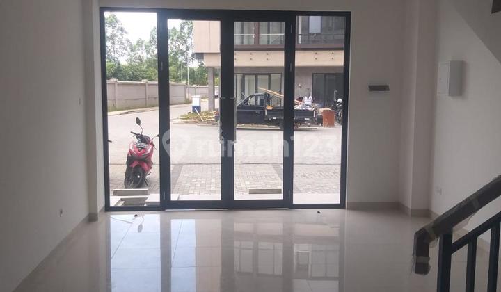 Quick Sale 3-Story Shop House in BSD Business Center Ready to Occupy Flood-Free Location Near Gading Serpong Northdridge BSD Shop House 2