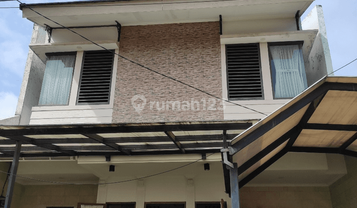 Rumah Cantik 2 Lantai Bagus Unfurnished SHM di Griya Loka Bsd 2