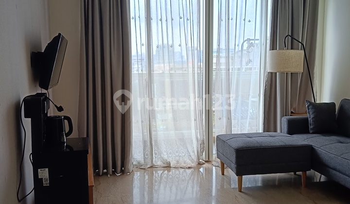 For Rent: Low Floor Apartment in Menteng Park with Private Elevator 1