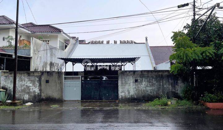 Rumah Luas Murah Hitung Tanah di Bintaro Tengah Pesanggrahan Jakarta 1