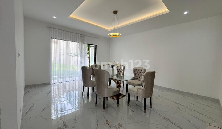 New Ready-to-Occupy Hook Body House in Foresta BSD City Tangerang