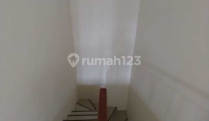 Rumah Rapi Siap Huni di Greenwich BSD City Tangerang 2