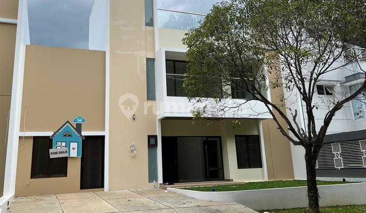 Rumah Baru Siap Huni Depan Green Area dan Pemandangan Gunung di Sentul City Bogor