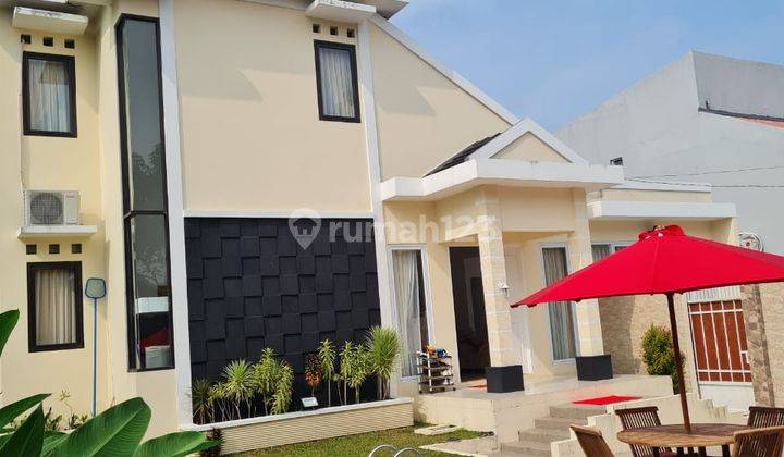 Rumah Sewa Furnished Kolam Renang View Gunung di Sentul City, Bogor 2