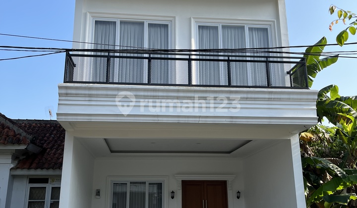 Dijual Rumah Kondisi Bagus Siap Huni Dengan Kolam Renang Dan Pemandangan Gunung Di Sentul City Bogor 1