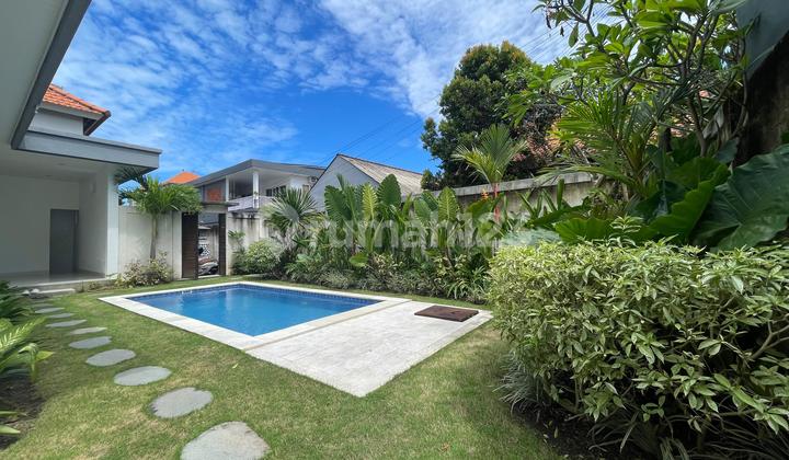 2Br Villa With Pool In Tibubeneng Padonan