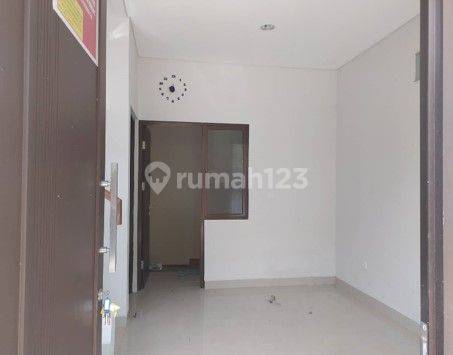 Dijual Murah Rumah 2 Lantai Bagus SHM di Perumahan Martadinata Residence,kel. Pondok Cabe Udik, Kec. Pamulang, Kota Tangerang Selatan, Prov. Banten, Kode Pos 15418, Tangerang Selatan 2