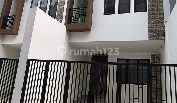 Di Jual Rumah Baru Tomang Gelong ,3 Lantai 4,6X16 Modern Minimalis Dalam Komplek Tomang Jakarta Barat.#Hamdan 2