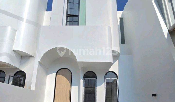 Di Jual Rumah Baru Hook Citra Garden 2,5 Lantai 5,5X19 Siap Huni Little Santorini Mezzanine Loft ,Lokasi di Citra Garden 2, Jl. Keharmonisan, Pegadungan, Kalideres, Jakarta Barat.#Hamdan 2