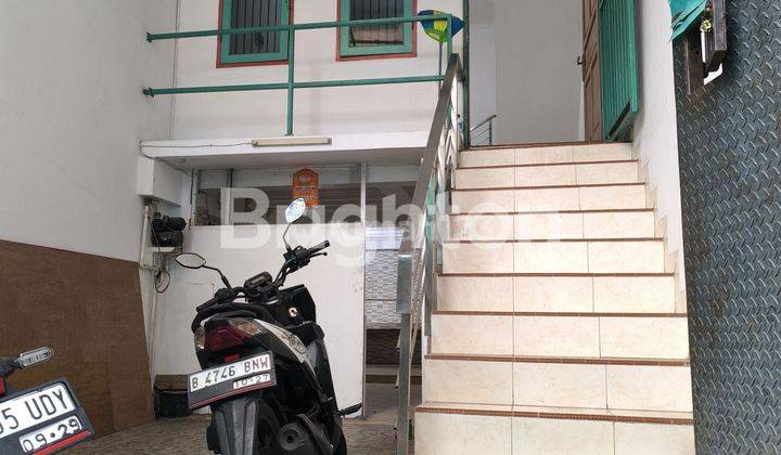 Disewakan Rumah 3,5 Lantai Telukgong Jakarta Utara