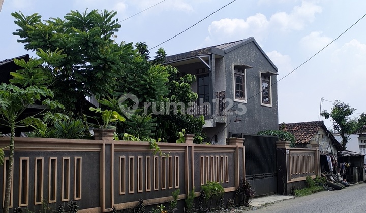 For Sale: Attached Shophouse and House in Ciseeng 25x27 Strategic Location on the Main Road H. Miing Karihkhil, Ciseeng, Bogor Regency #Hamdan For Sale: Attached Shophouse and House in Ciseeng 25x27 Strategic Location on the Main Road H. Miing Karihkhil, Ciseeng, Bogor Regency #Hamdan