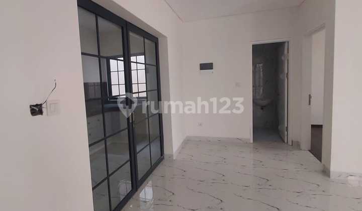 Di Jual Rumah Baru Tangerang City Margonite, 3 Lantai 8X9 Perumahan Modern di Cluster Margonite, Lavon Swan City, yang Lokasi Pasar Kemis,Sindang Jaya, Tangerang.#Hamdan 2