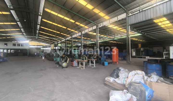 For Sale/Lease Factory and Warehouse in Mauk Jaya, 2.2ha strategic location on Jl. Moh Toha, Mauk Jaya Industrial Area, Periok, Jatiuwung, Tangerang.