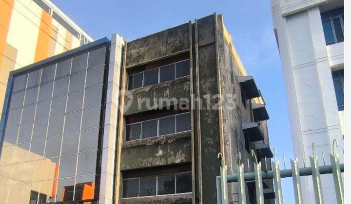 Di Jual Ruko Pasar Baru ,4 Lantai 6X17 Lokasi Strategis Jl.raya Besar Samanhudi,Pasar Baru Jakarta Pusat.#Hamdan