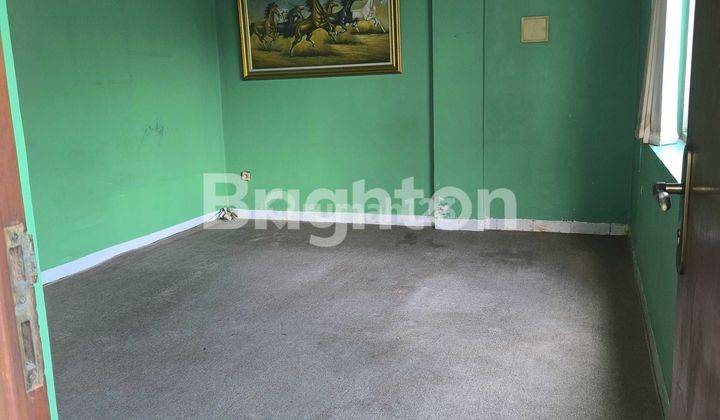 RUKO HOOK 3 LANTAI STRATEGIS KOMPLEK TAMAN MAHKOTA DI JL.HUSEIN SASTRANEGARA ,BENDA KOTA TANGERANG BANTEN