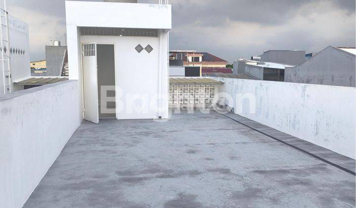 Jual Ruko Baru 4 Lantai + Tempat Tinggal Jl Telukgong Pejagalan Penjaringan Jakarta Utara 
 2