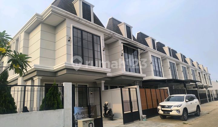 Jual Rumah Baru Mewah Hook 2lt.10x17,5m² Dalam Kompleks Casa Varya Residences Jl.gardena Samping Citra 7 ,pegadungan Kalideres Jakarta Barat #hamdan 1