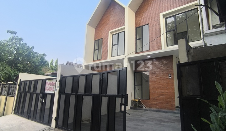 Di Jual Rumah Baru Meruya Utara,2 Lantai 5X25 Lokasi Jl.penyelssian Tomang Meruya Utara, Kembangan Jakarta Barat.#Hamdan Di Jual Rumah Baru Meruya Utara,2 Lantai 5X25 Lokasi Jl.penyelssian Tomang Meruya Utara, Kembangan Jakarta Barat.#Hamdan