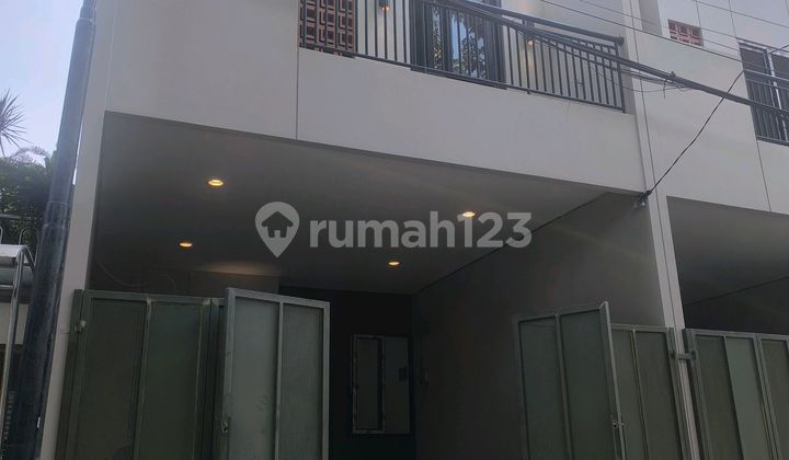 Di Jual Rumah Baru Duri Nirmala, 2 Lantai 5X14 Desain Elegan Modern Lokasi Kompleks di Duri Kepa, Kebon Jeruk, Jakarta Barat, Strategis Dekat Taman Duri Emas.#Hamdan 2