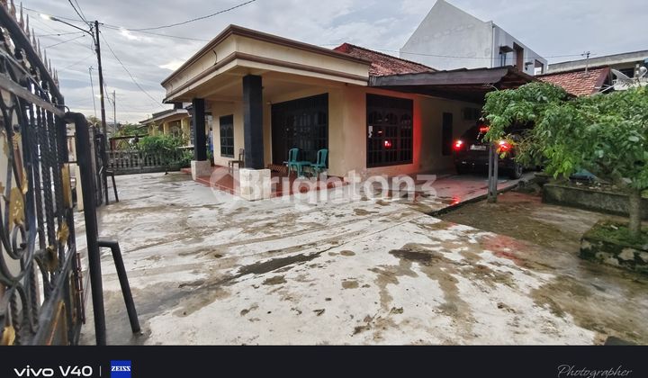 RUMAH 1 LANTAI DENGAN PEKARANGAN LUAS, RAMA KASIH , BAMBANG UTOYO, PALEMBANG 2