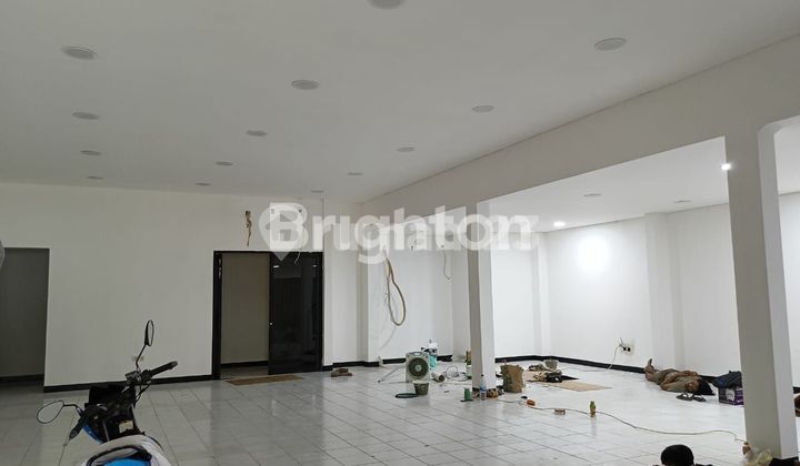RUKO STRATEGIS 1,5 LANTAI PINGGIR JALAN UTAMA , JALAN PANJANG, DEKAT KEBON JERUK  JAKARTA BARAT 2