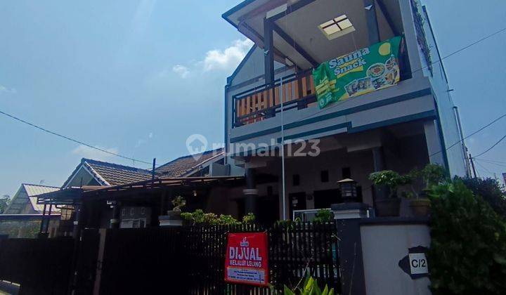 Rumah 2 Lantai Harga Istimewa  2