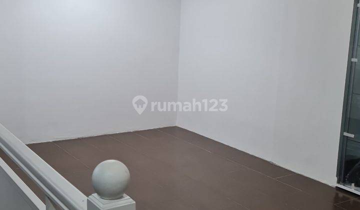 Dijual Rumah 2 Lantai Sudah SHM Di Taman Villa Meruya Jakarta Barat 2