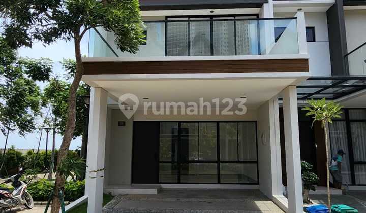 For Rent Brand New House in Osaka Pik2 (Hook)
