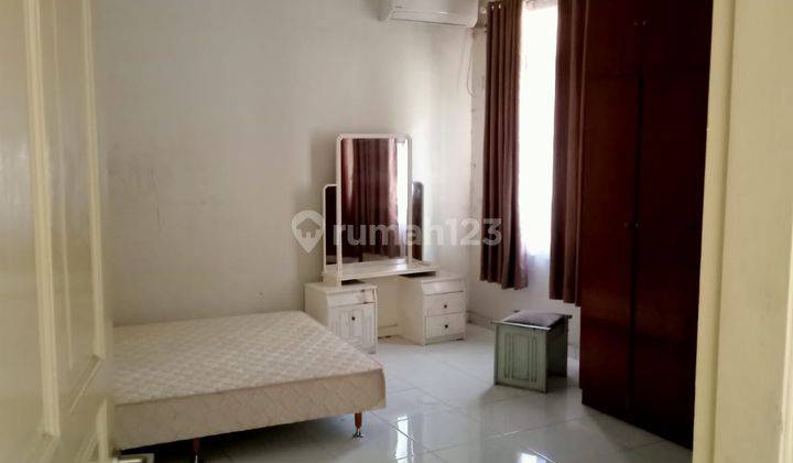 Rumah 2 Lantai Bagus Furnished di Cideng Jakarta Pusat , Jakarta Pusat 2