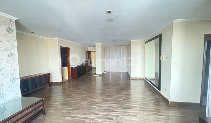 For Sale Fast Bumimas Apartment (Neat and Clean)
