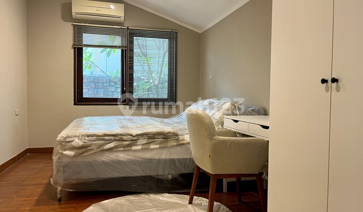 Dijual / Disewakan Rumah di Ancol ( Style Modern Tropical Resort) 2