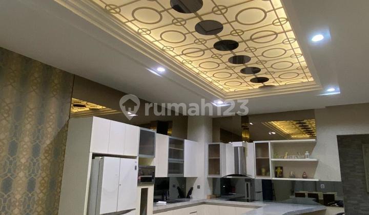 Dijual Rumah Mewah Florence Hook