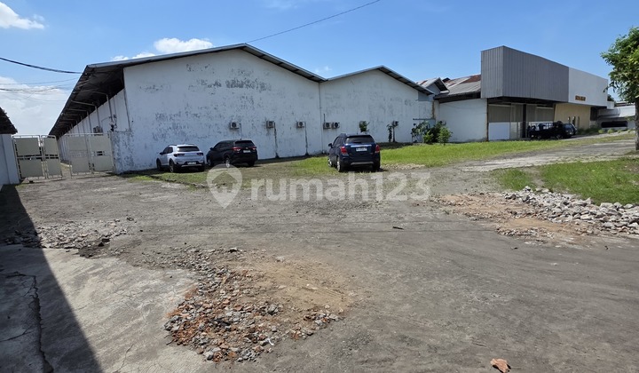 Gudang Pinggir Jalan Nasional Solo Ngawi 5000Mtr Gudang Pinggir Jalan Nasional Solo Ngawi 5000Mtr